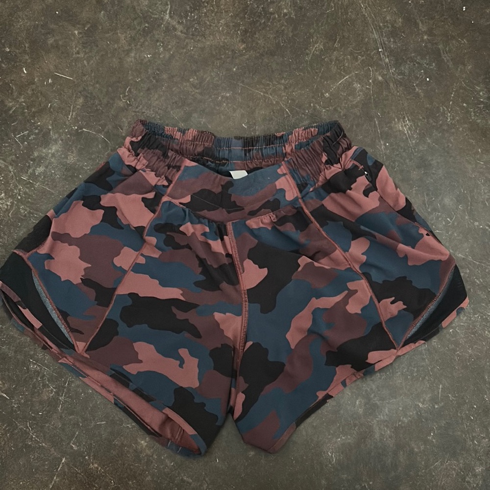 Camo lululemon shorts